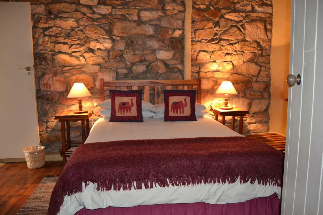 Over The Mountain Guest Farm George Luaran gambar