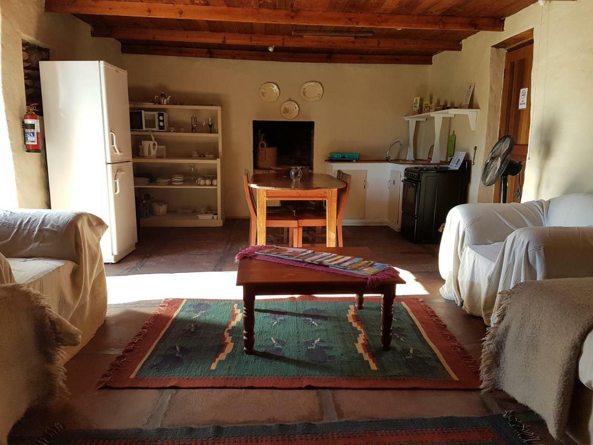 Over The Mountain Guest Farm George Luaran gambar